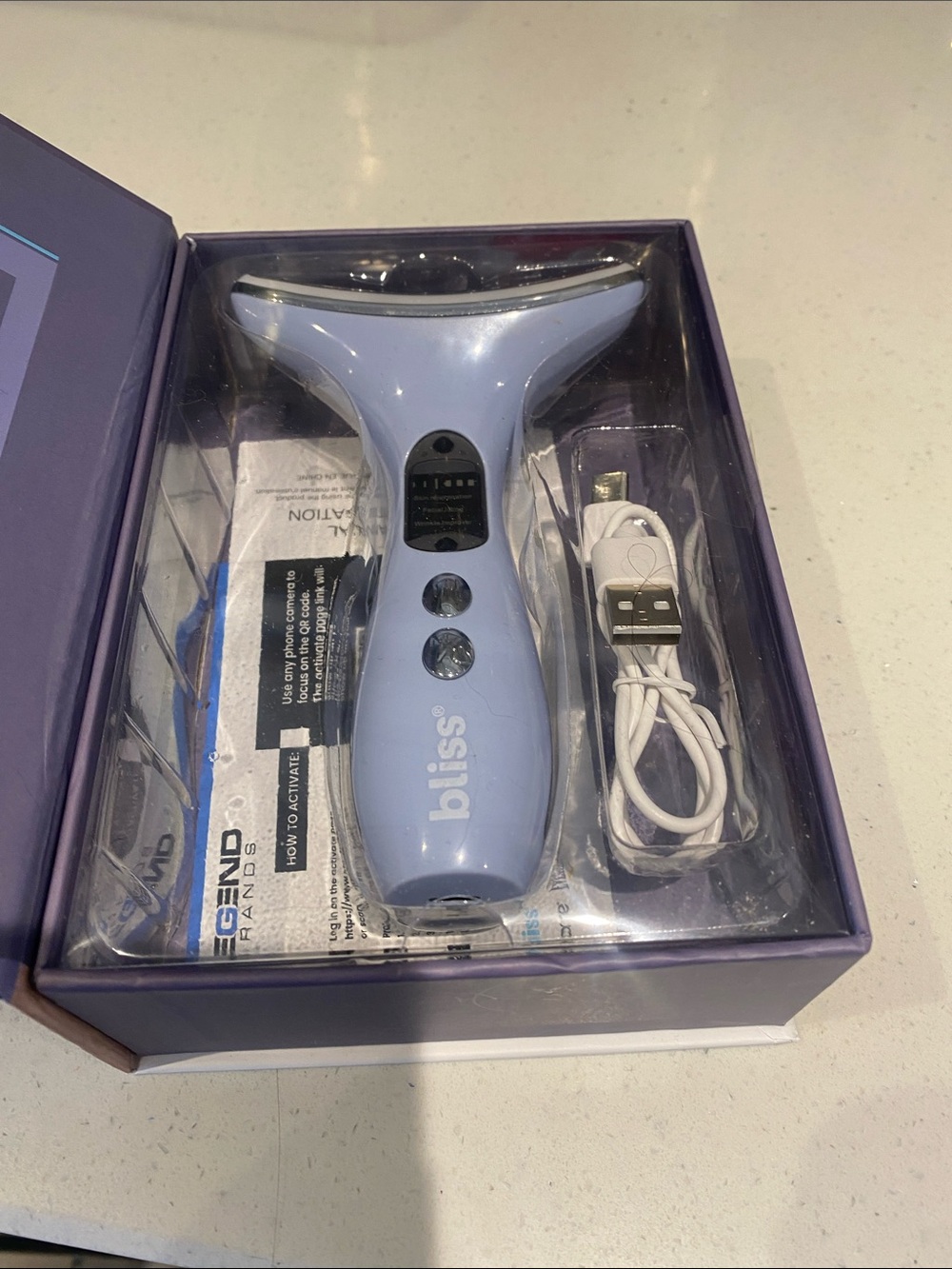 Bliss Massaging Facial Sculptor - Vibration With 3 Light Mode